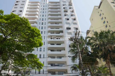 Image 3 - 1002689